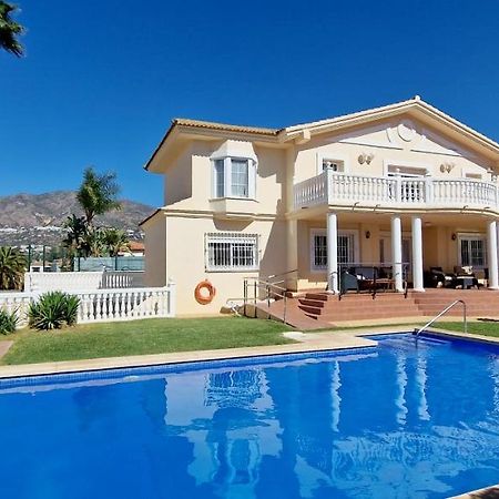 Golden Villa Costa Del Sol - Big Private Pool - Bbq - Good Location Fuengirola Extérieur photo