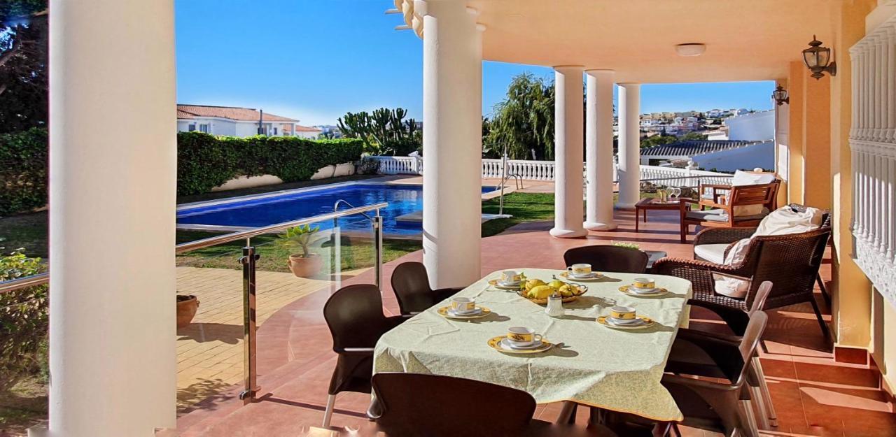 Golden Villa Costa Del Sol - Big Private Pool - Bbq - Good Location Fuengirola Extérieur photo