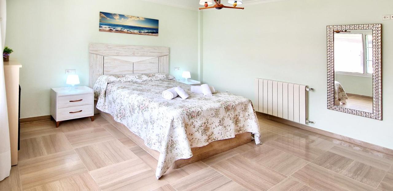 Golden Villa Costa Del Sol - Big Private Pool - Bbq - Good Location Fuengirola Extérieur photo