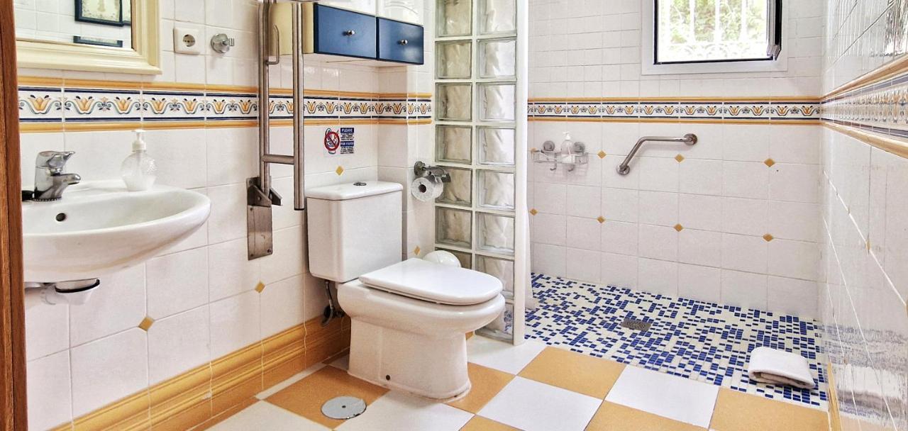Golden Villa Costa Del Sol - Big Private Pool - Bbq - Good Location Fuengirola Extérieur photo
