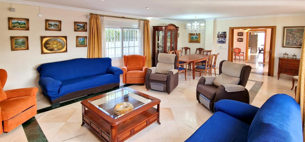 Golden Villa Costa Del Sol - Big Private Pool - Bbq - Good Location Fuengirola Extérieur photo